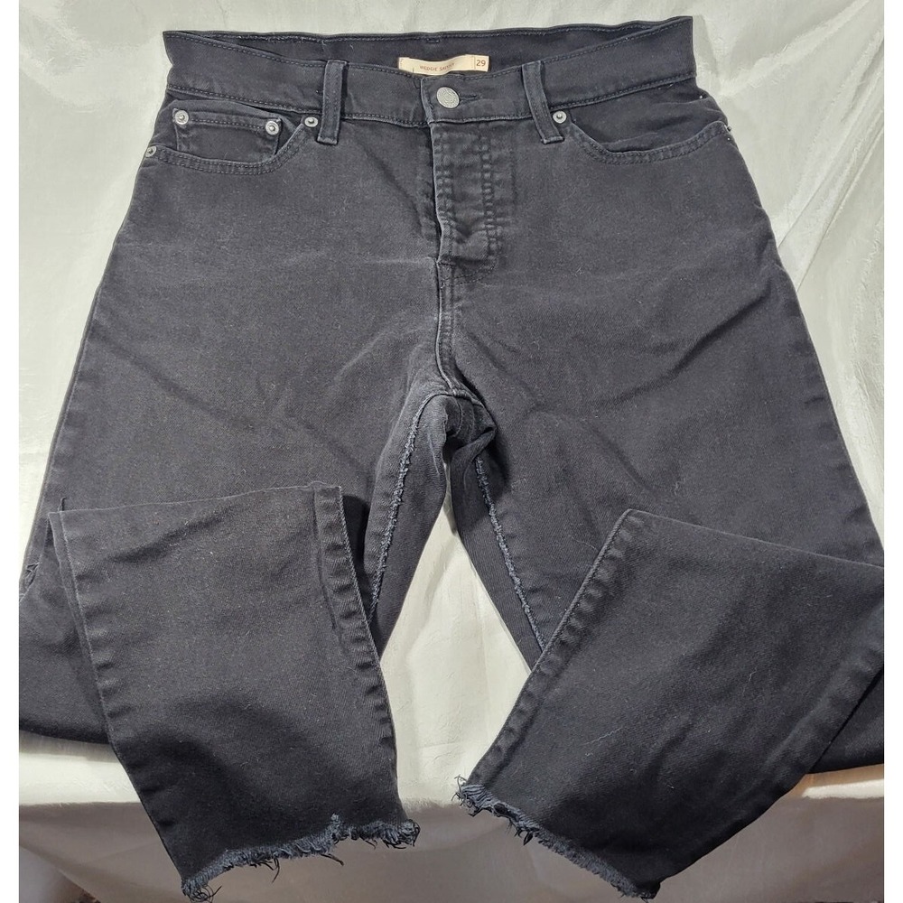 Levis Women's Wedgie Skinny Button Fly Crop Jeans w/ Raw Edges - Black - Size 29